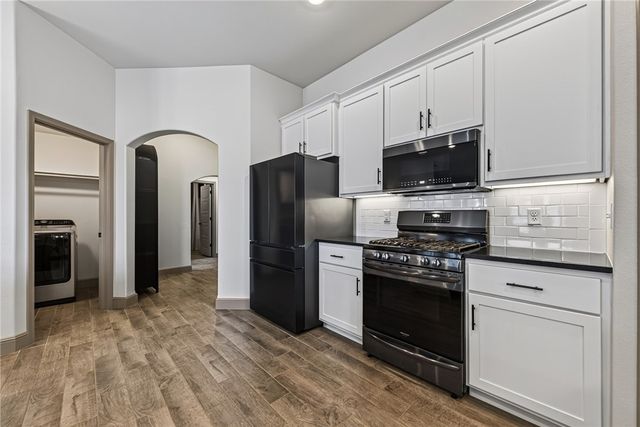 5901 NW Reynolds Street, Bentonville, AR 72713