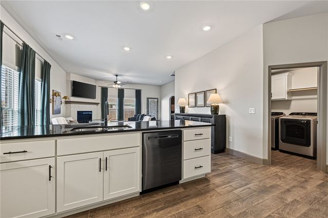 5901 NW Reynolds Street, Bentonville, AR 72713