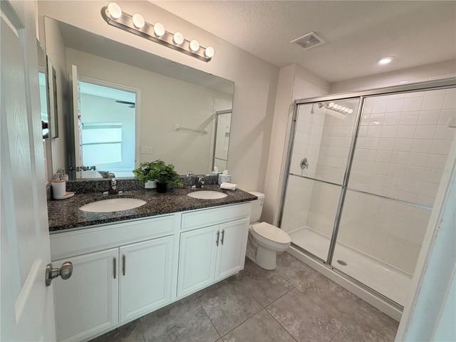 10560 SALT GROVE STREET, Orlando, FL 32824