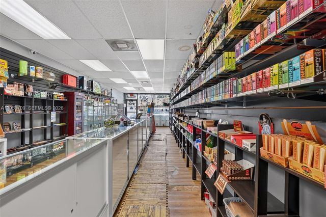 Smoke Shop for Sale in Coral Gables, Coral Gables, FL 33134