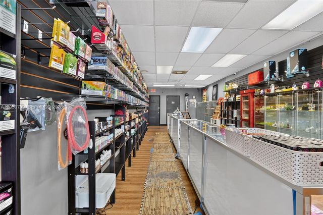 Smoke Shop for Sale in Coral Gables, Coral Gables, FL 33134