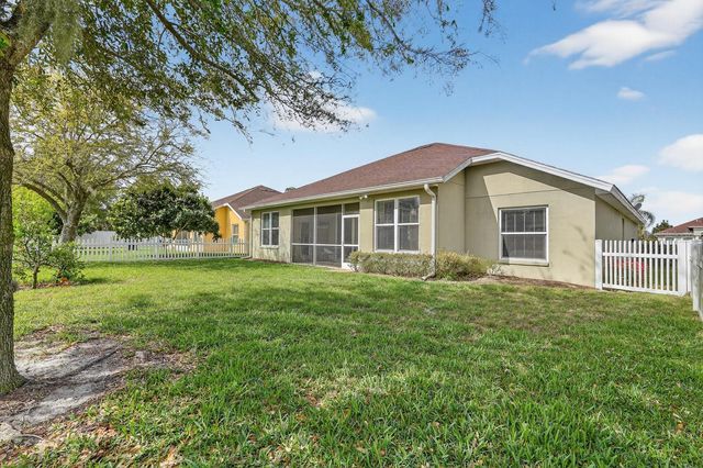 123 ARENA LAKE DRIVE, Palm Coast, FL 32137