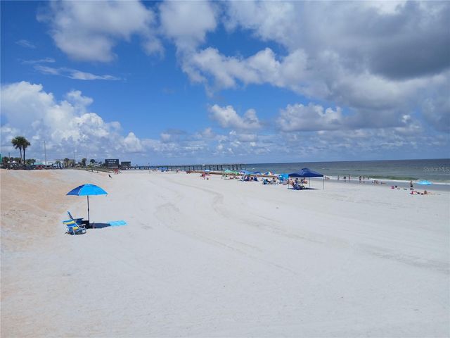 123 ARENA LAKE DRIVE, Palm Coast, FL 32137