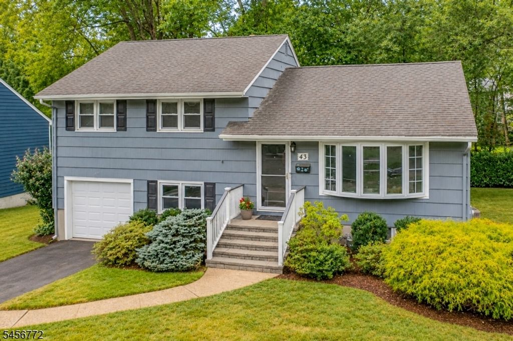 43 Roosevelt Ave, Chatham Boro, NJ 07928 — photo 2