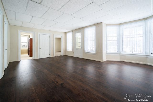 107 N Hawley Highway, Saranac, MI 48881