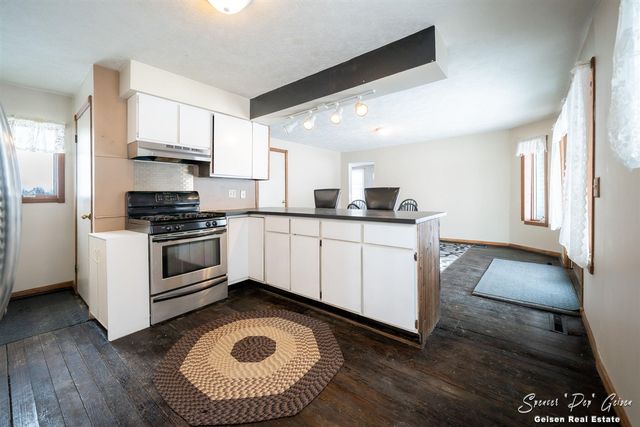 107 N Hawley Highway, Saranac, MI 48881