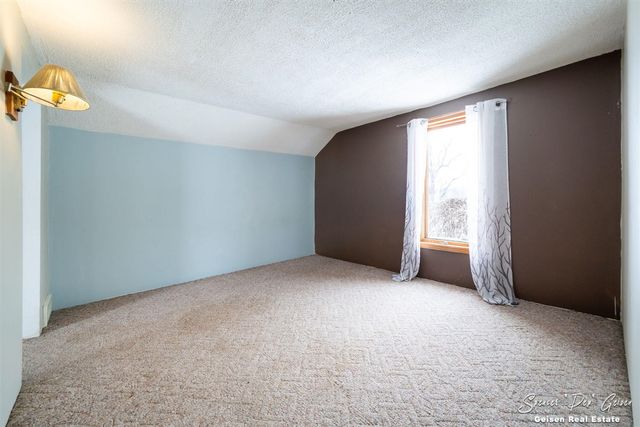 107 N Hawley Highway, Saranac, MI 48881