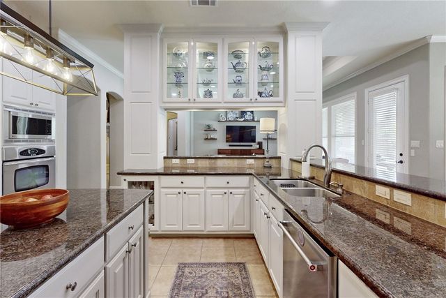 5114 Congressional Drive, College Station, TX 77845
