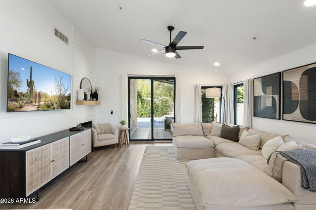 10272 E MALLOW Circle, Scottsdale, AZ 85255