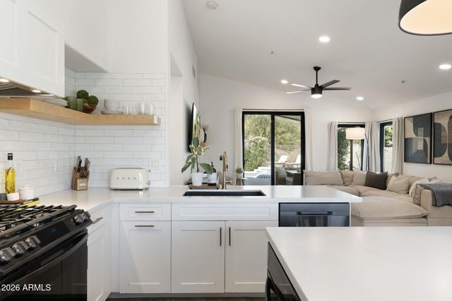 10272 E MALLOW Circle, Scottsdale, AZ 85255