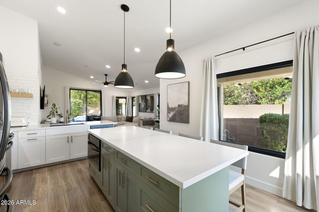 10272 E MALLOW Circle, Scottsdale, AZ 85255
