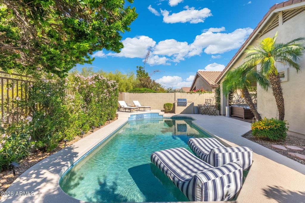 Image 22 of property listing at 10272 E MALLOW Circle, Scottsdale, AZ 85255
