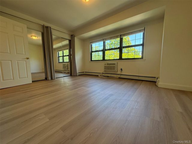 316 121st Street 72A, College Point, NY 11356