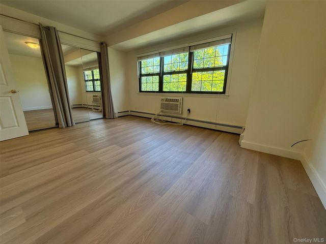 316 121st Street 72A, College Point, NY 11356