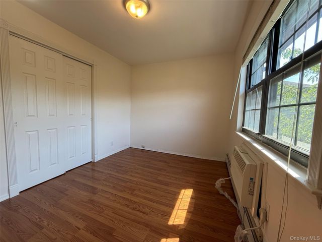 316 121st Street 72A, College Point, NY 11356