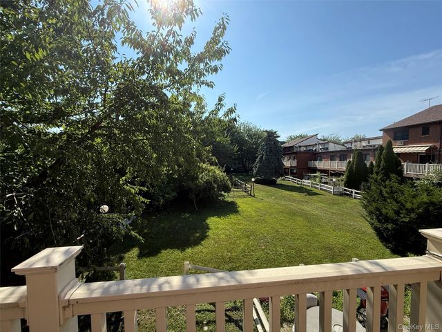 316 121st Street 72A, College Point, NY 11356