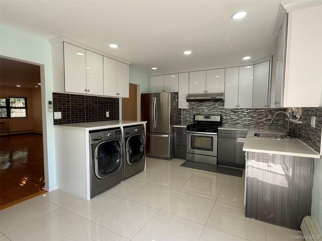 316 121st Street 72A, College Point, NY 11356