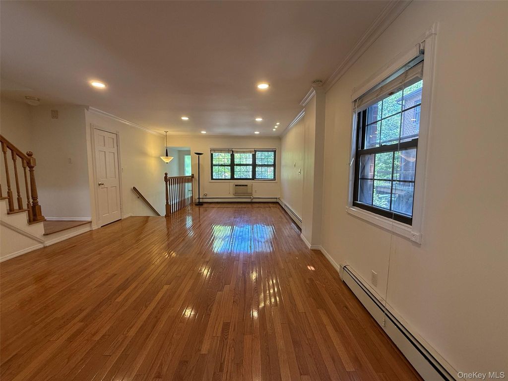 316 121st Street 72A, College Point, NY 11356 — photo 3