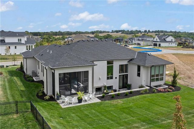 4506 W 136th Terrace, Leawood, KS 66224