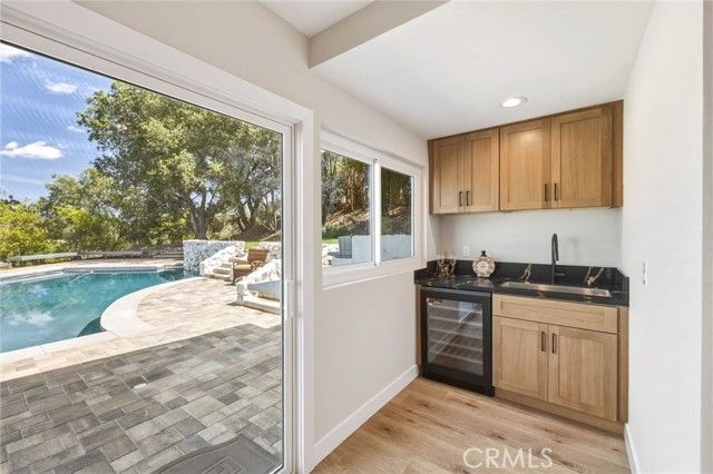 4012 Ellenita, Tarzana (los Angeles), CA 91356