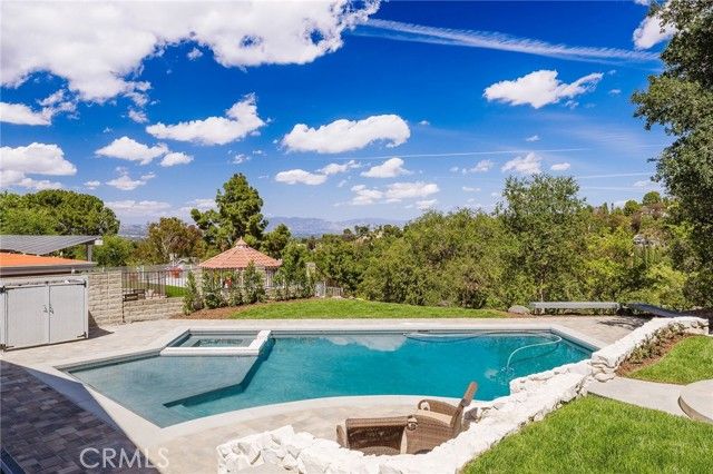 4012 Ellenita, Tarzana (los Angeles), CA 91356