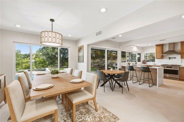 4012 Ellenita, Tarzana (los Angeles), CA 91356