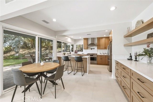 4012 Ellenita, Tarzana (los Angeles), CA 91356