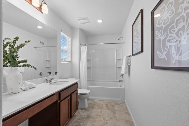 8838 Ariston Ln, Elk Grove, CA 95758