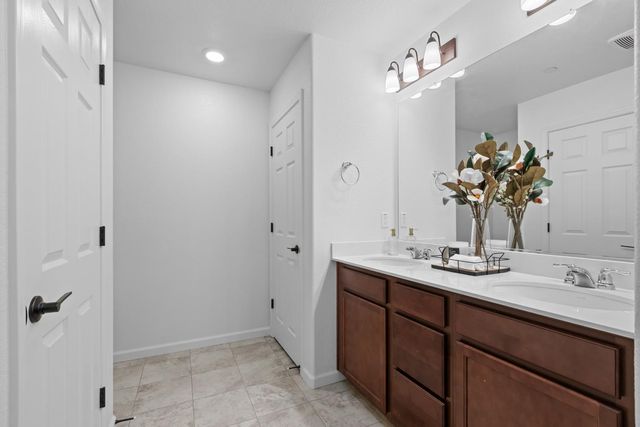 8838 Ariston Ln, Elk Grove, CA 95758