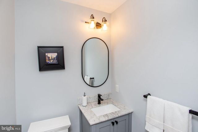 65 CHURCH ST, Lambertville, NJ 08530