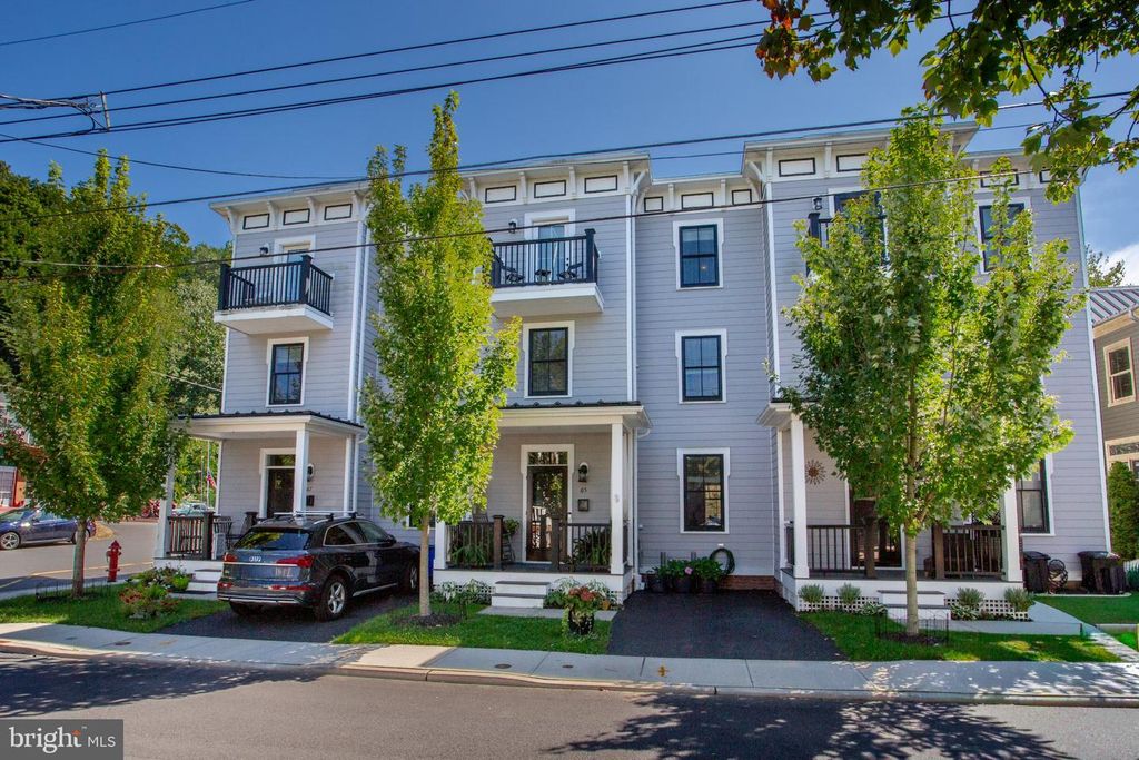 65 CHURCH ST, Lambertville, NJ 08530
