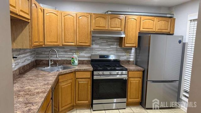 455 Harwick Court, Piscataway, NJ 08854