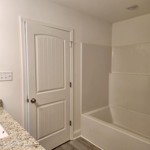 7736 Ferndale Drive, Olive Branch, MS 38654