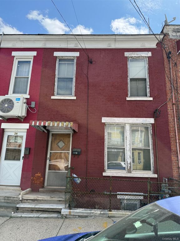 28 Saratoga Avenue, Yonkers, NY 10705
