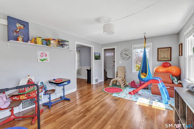 5 Charlton Street, Stratford, CT 06614