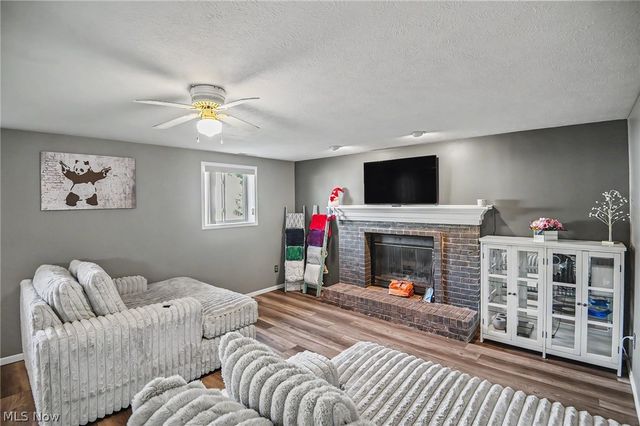 3300 Meanderwood Drive, Canfield, OH 44406