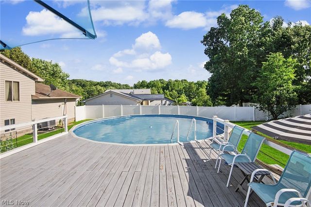 3300 Meanderwood Drive, Canfield, OH 44406