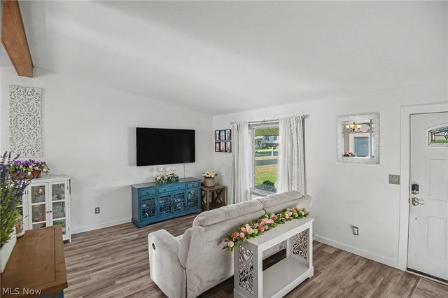 3300 Meanderwood Drive, Canfield, OH 44406