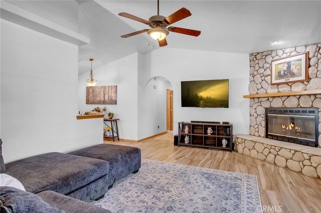 20375 Eyota, Apple Valley, CA 92308