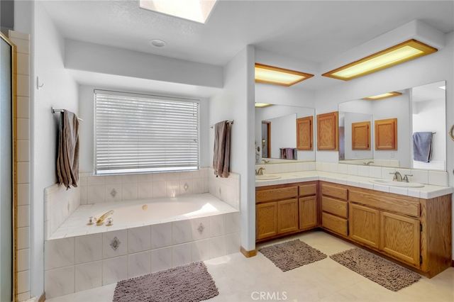 20375 Eyota, Apple Valley, CA 92308