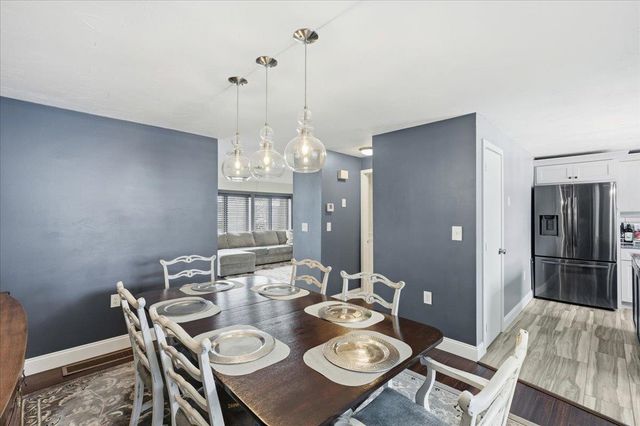 5 Tsienneto Rd Unit 75, Derry, NH 03038