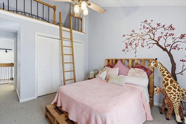 5 Tsienneto Rd Unit 75, Derry, NH 03038