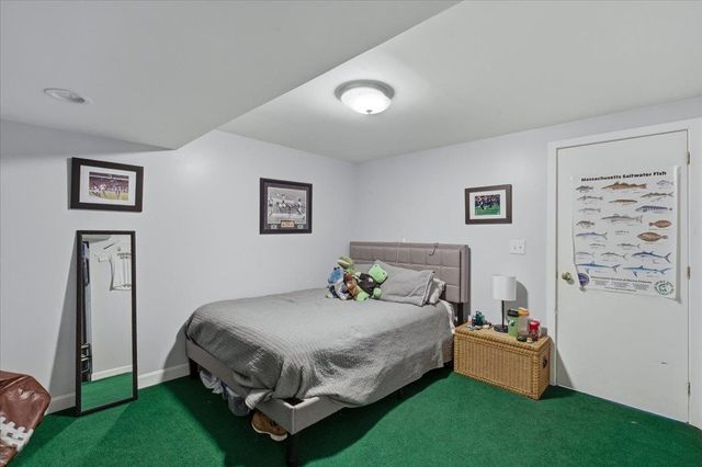 5 Tsienneto Rd Unit 75, Derry, NH 03038