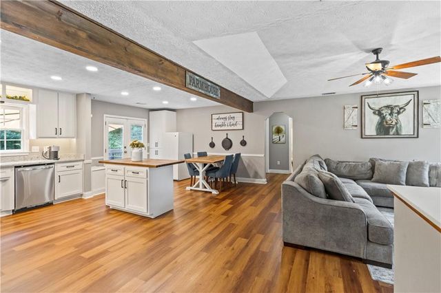 1476 Chateau Circle, Lawrenceville, GA 30043