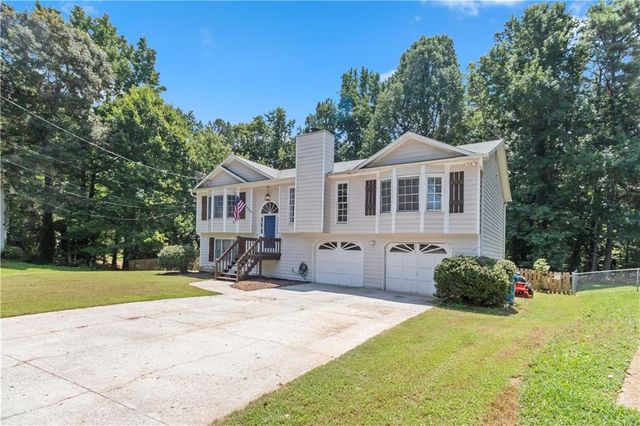 1476 Chateau Circle, Lawrenceville, GA 30043