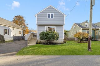 946 Terry Lane, New Bedford, MA 02745