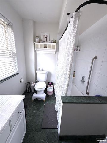 32 Martin Terrace, Hackensack, NJ 07601