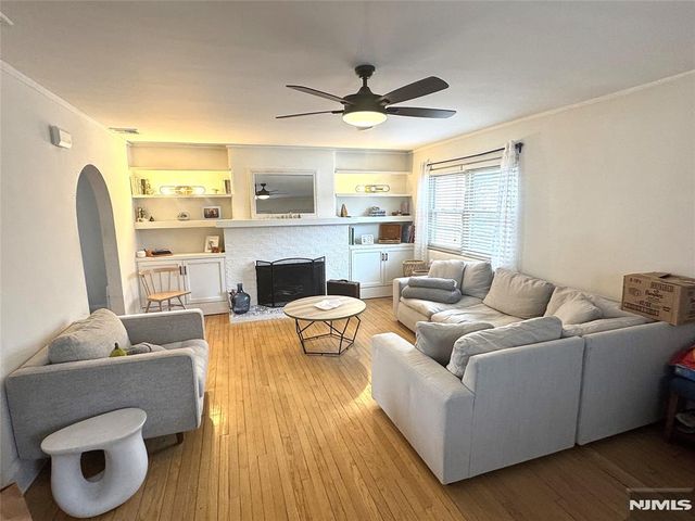 32 Martin Terrace, Hackensack, NJ 07601