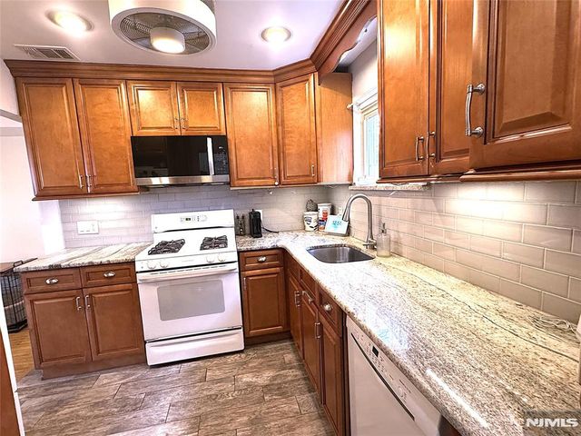 32 Martin Terrace, Hackensack, NJ 07601