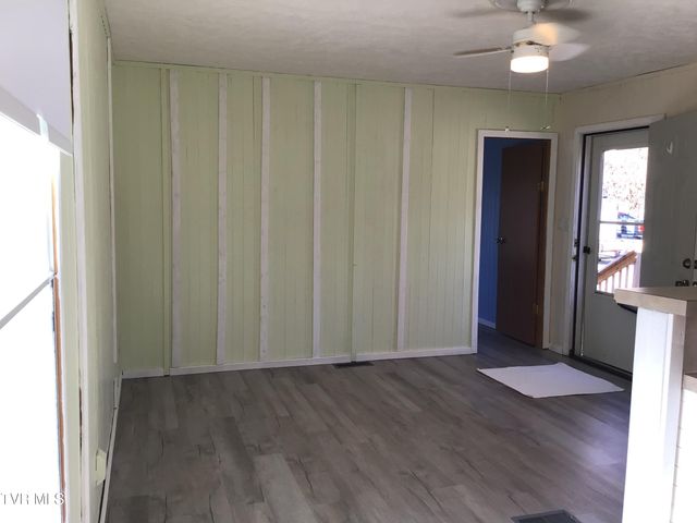 430 Laws Road, Greeneville, TN 37743